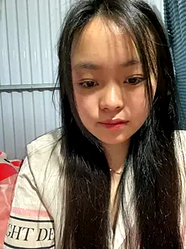 Julia-Elsa online show from 12.19.25