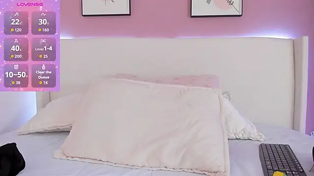  Saandy online show from 09.24.25