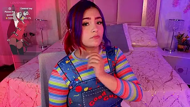 Snapshot of AlanaOdison chatting on 10.24.25 AlanaOdison online show from 10.24.25