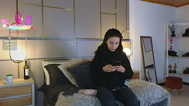 Lina Montclair online show from 03.14.26