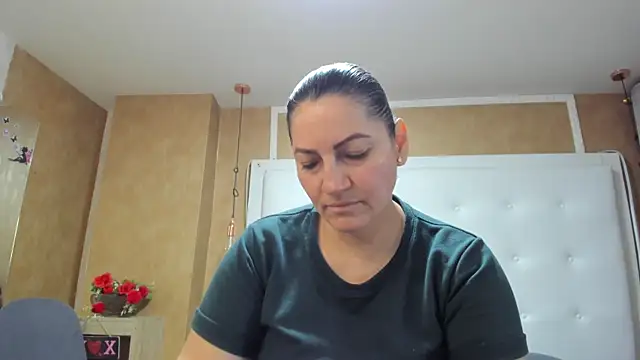 Snapshot of Heidy_milf chatting on 07.03.26 Heidy milf online show from 07.03.26