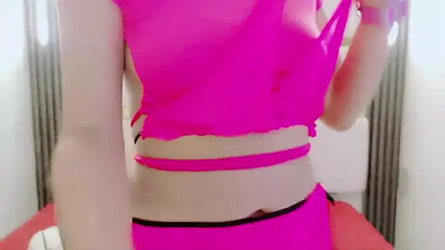 Snapshot of charlotte_phaeton chatting on 09.22.25 charlotte phaeton online show from 09.22.25