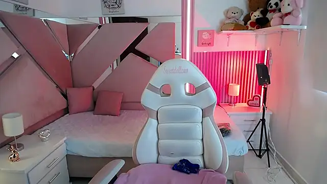 Snapshot of Mia_garcia28 chatting on 09.20.25 Mia garcia28 online show from 09.20.25