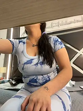 Snapshot of Mia_garcia28 chatting on 10.18.25 Mia garcia28 online show from 10.18.25