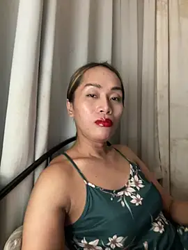 Snapshot of RomanticPearlTS chatting on 02.20.26 RomanticPearlTS online show from 02.20.26