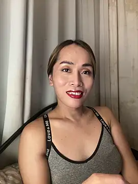 Snapshot of RomanticPearlTS chatting on 02.22.26 RomanticPearlTS online show from 02.22.26