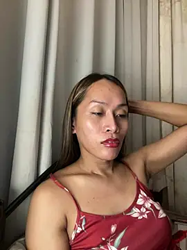 Snapshot of RomanticPearlTS chatting on 02.25.26 RomanticPearlTS online show from 02.25.26