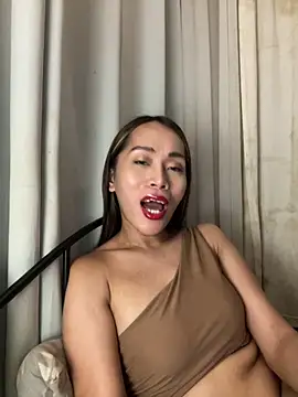 Snapshot of RomanticPearlTS chatting on 03.06.26 RomanticPearlTS online show from 03.06.26