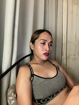 Snapshot of RomanticPearlTS chatting on 03.08.26 RomanticPearlTS online show from 03.08.26