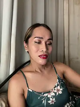 Snapshot of RomanticPearlTS chatting on 03.11.26 RomanticPearlTS online show from 03.11.26