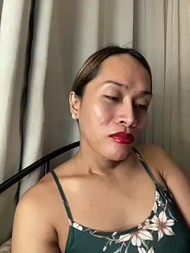 Snapshot of RomanticPearlTS chatting on 03.15.26 RomanticPearlTS online show from 03.15.26