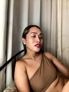 Snapshot of RomanticPearlTS chatting on 03.16.26 RomanticPearlTS online show from 03.16.26