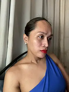 Snapshot of RomanticPearlTS chatting on 03.27.26 RomanticPearlTS online show from 03.27.26