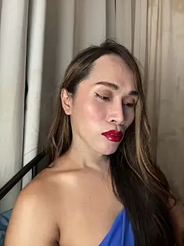 Snapshot of RomanticPearlTS chatting on 04.08.26 RomanticPearlTS online show from 04.08.26