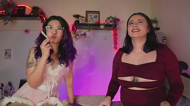 Lana Herondale online show from 04.19.26