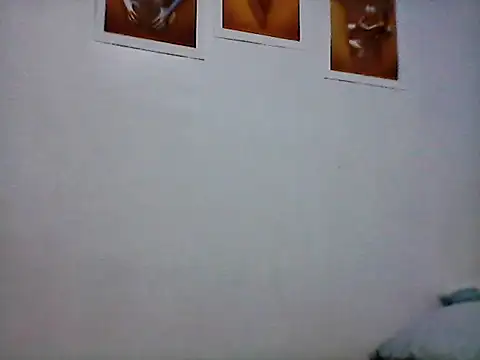 Snapshot of nhayasquirt chatting on 09.10.25 nhayasquirt online show from 09.10.25