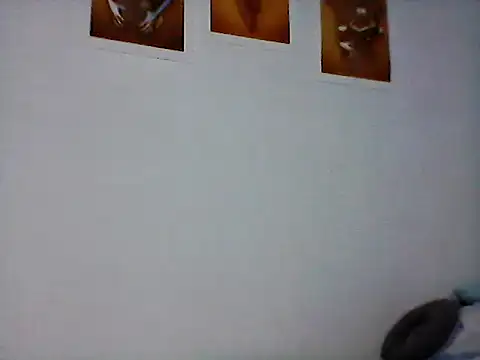 Snapshot of nhayasquirt chatting on 10.10.25 nhayasquirt online show from 10.10.25