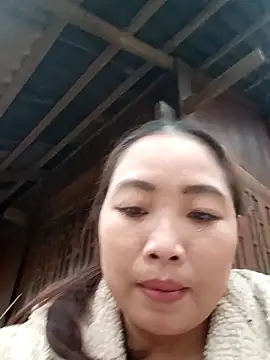 PhamPhung online show from 11.05.25