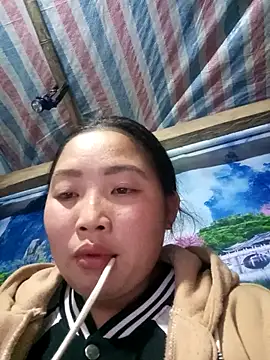 PhamPhung online show from 02.12.26