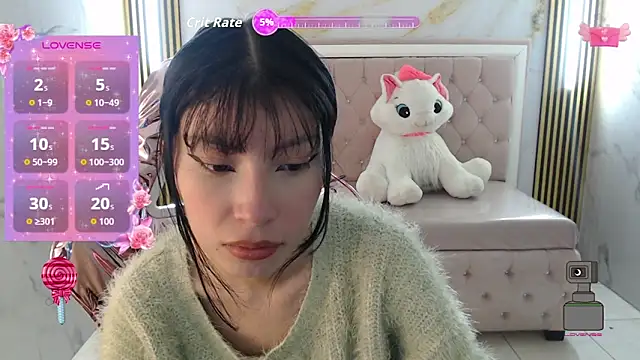 Snapshot of verana_s chatting on 11.10.25 verana s online show from 11.10.25