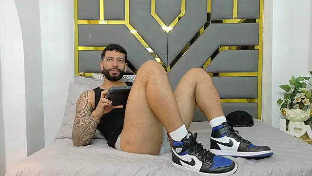 yorbymaxx online show from 10.07.25