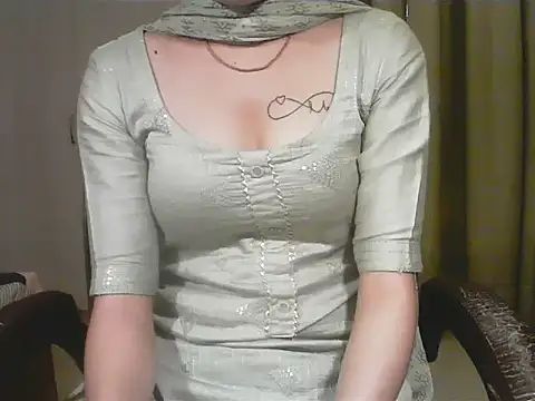 Snapshot of elize__ chatting on 01.13.26 elize online show from 01.13.26