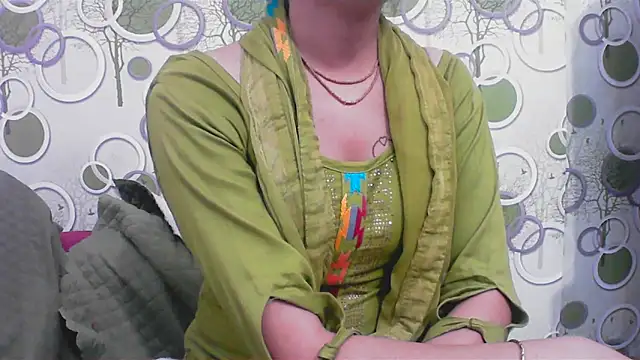 Snapshot of elize__ chatting on 02.15.26 elize online show from 02.15.26