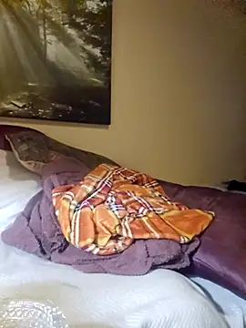 Snapshot of sethdarby chatting on 11.12.25 sethdarby online show from 11.12.25