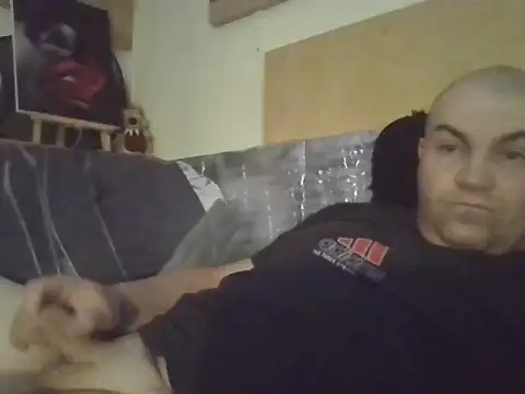 Snapshot of habartek85 chatting on 09.25.25 habartek85 online show from 09.25.25