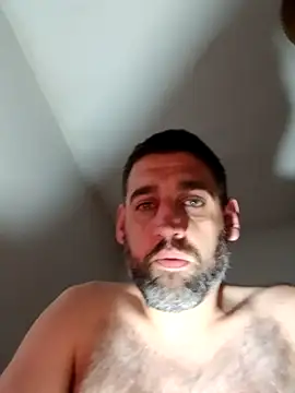 Snapshot of davidrojo1984 chatting on 11.21.25 davidrojo1984 online show from 11.21.25