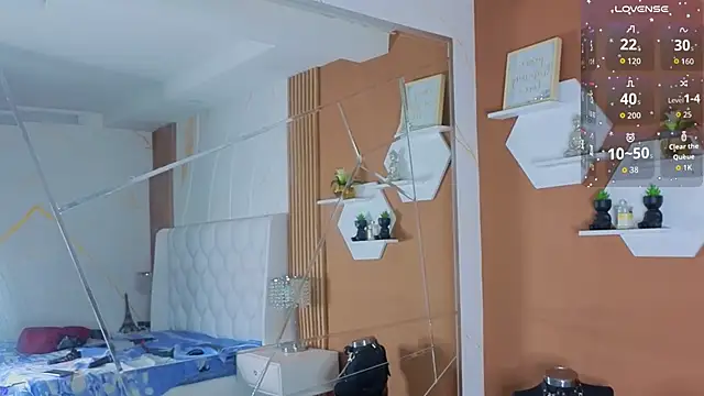 EimmyAdams online show from 09.17.25