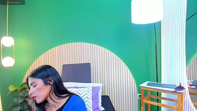 milavega  online show from 04.17.26