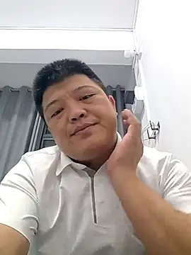 Snapshot of hiwoaini chatting on 06.27.26 hiwoaini online show from 06.27.26