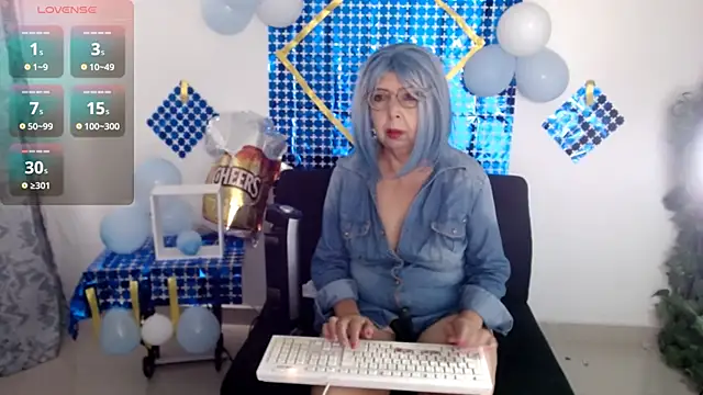 ruth blue21 online show from 09.22.25