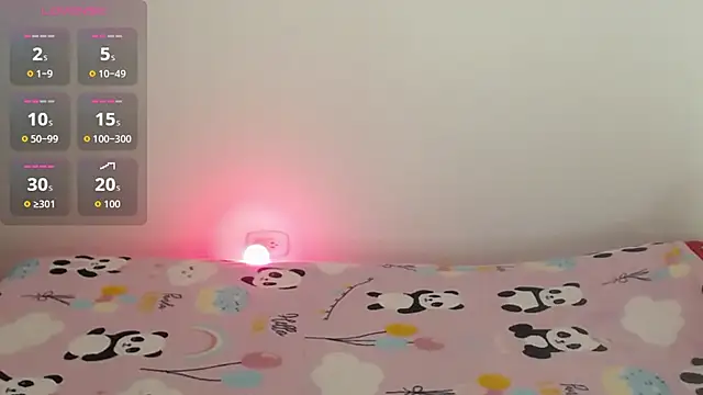 Snapshot of Sara_cute92 chatting on 11.10.25 Sara cute92 online show from 11.10.25