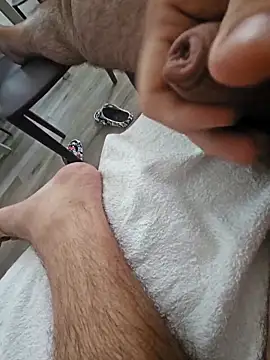 Snapshot of Dany2150 chatting on 10.12.25 Dany2150 online show from 10.12.25