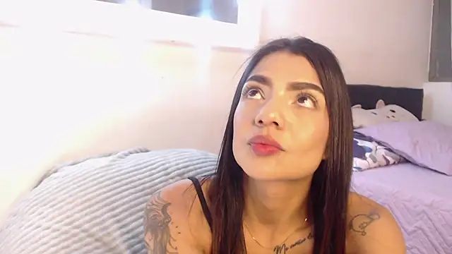 MiahCornell  online show from 04.16.26