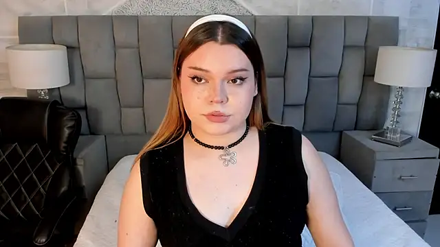 Maxxxine1 online show from 10.27.25