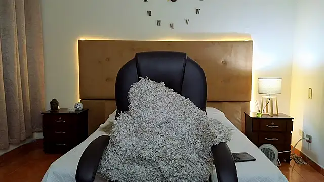 Steven Velez online show from 09.14.25