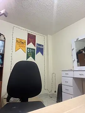 Sallem Pink online show from 10.01.25