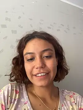 Snapshot of TamaraMera chatting on 06.20.26 TamaraMera online show from 06.20.26