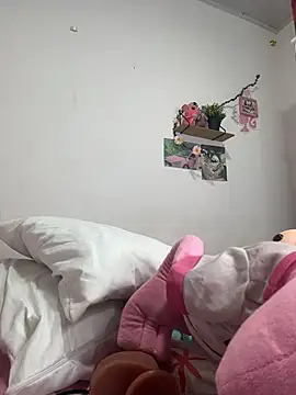 Snapshot of TamaraMera chatting on 07.18.26 TamaraMera online show from 07.18.26