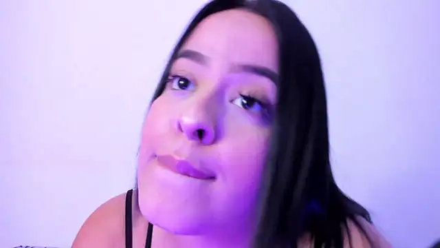 Snapshot of Renata_reyes11 chatting on 09.24.25 Renata reyes11 online show from 09.24.25