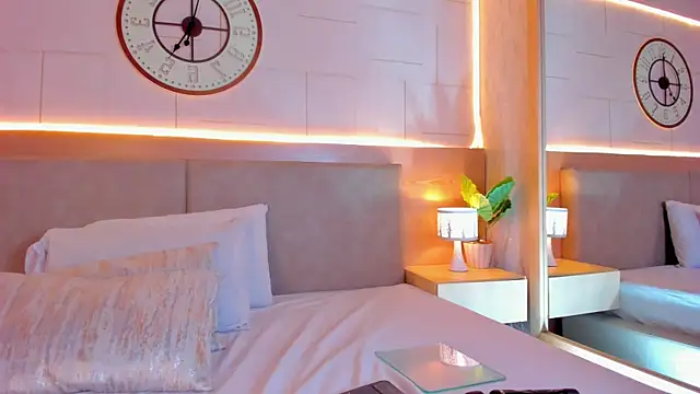 Meloddy Rose online show from 04.01.26