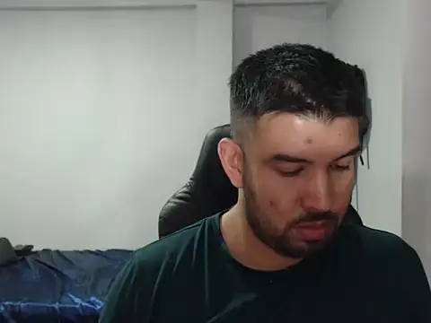 Axel11113 online show from 09.16.25