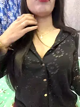 Snapshot of priya_26 chatting on 01.06.26 priya 26 online show from 01.06.26