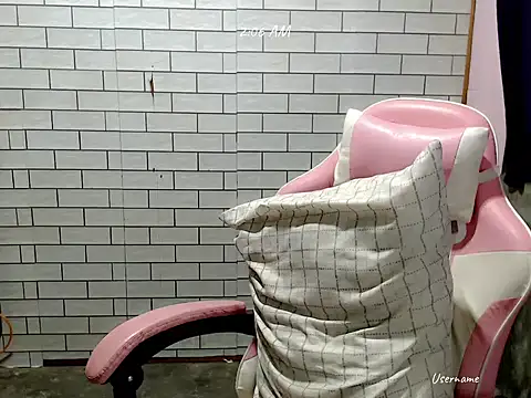 Rainea149 online show from 02.26.26