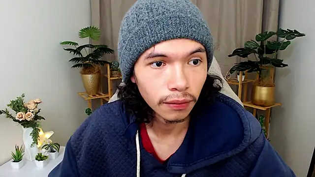 Xoxo Smiles online show from 11.30.25