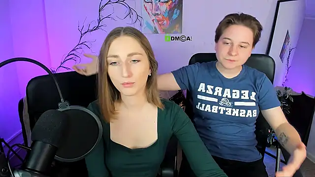 Snapshot of eva_smiith_ chatting on 10.15.25 eva smiith online show from 10.15.25