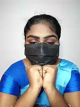 Snapshot of Tamil_Princess12 chatting on 09.29.25 Tamil Princess12 online show from 09.29.25